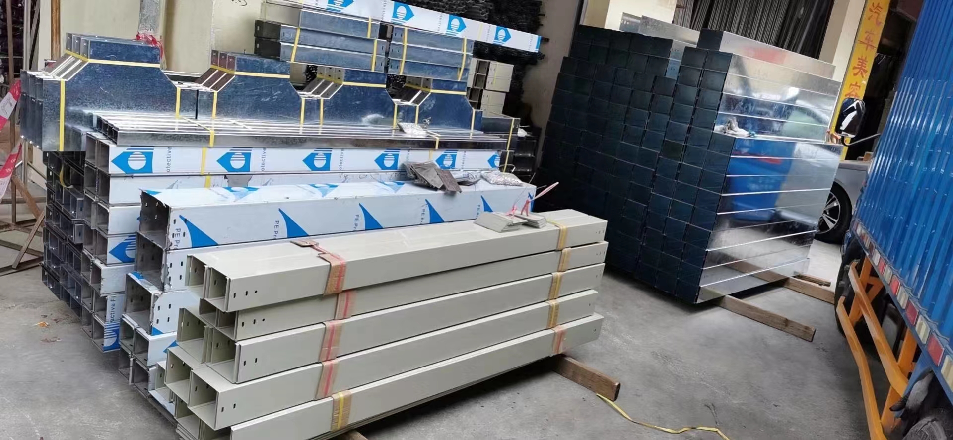 怎樣辨別阻燃鍍鋅線盒的質量優劣？